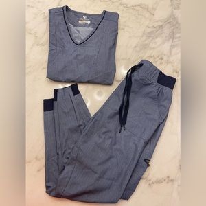 Women’s Adar Scrub Set